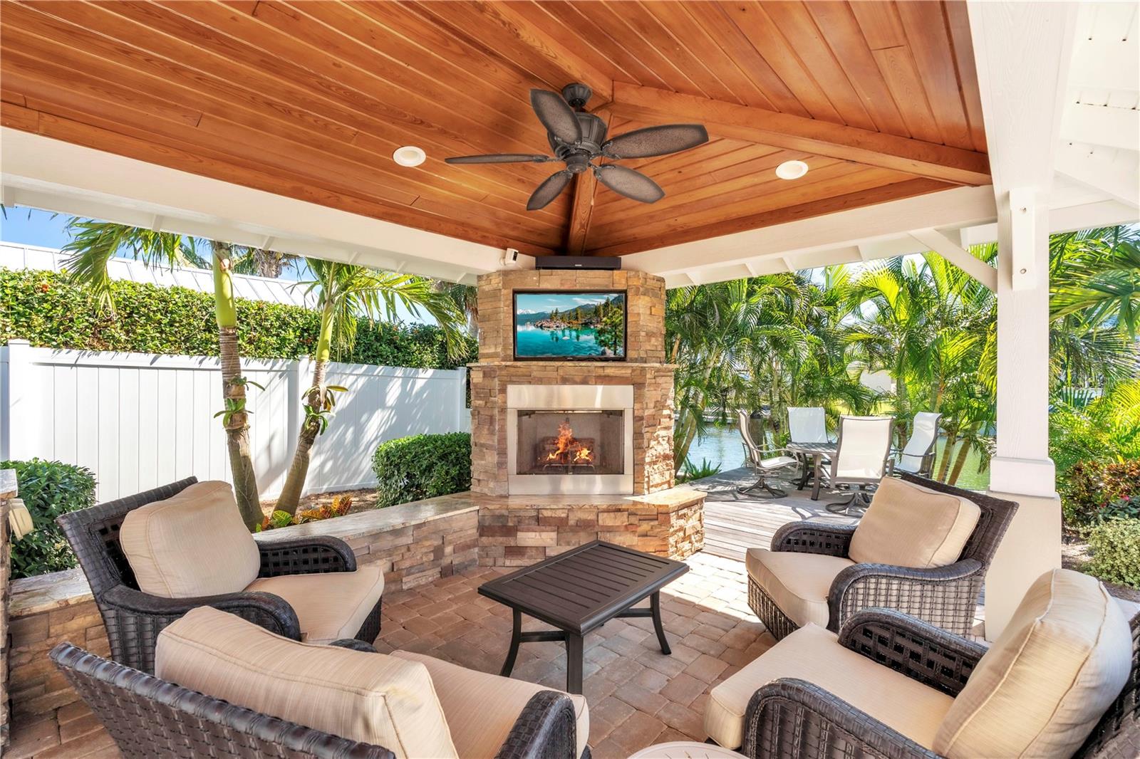 BAY PALMS ADD - Residential