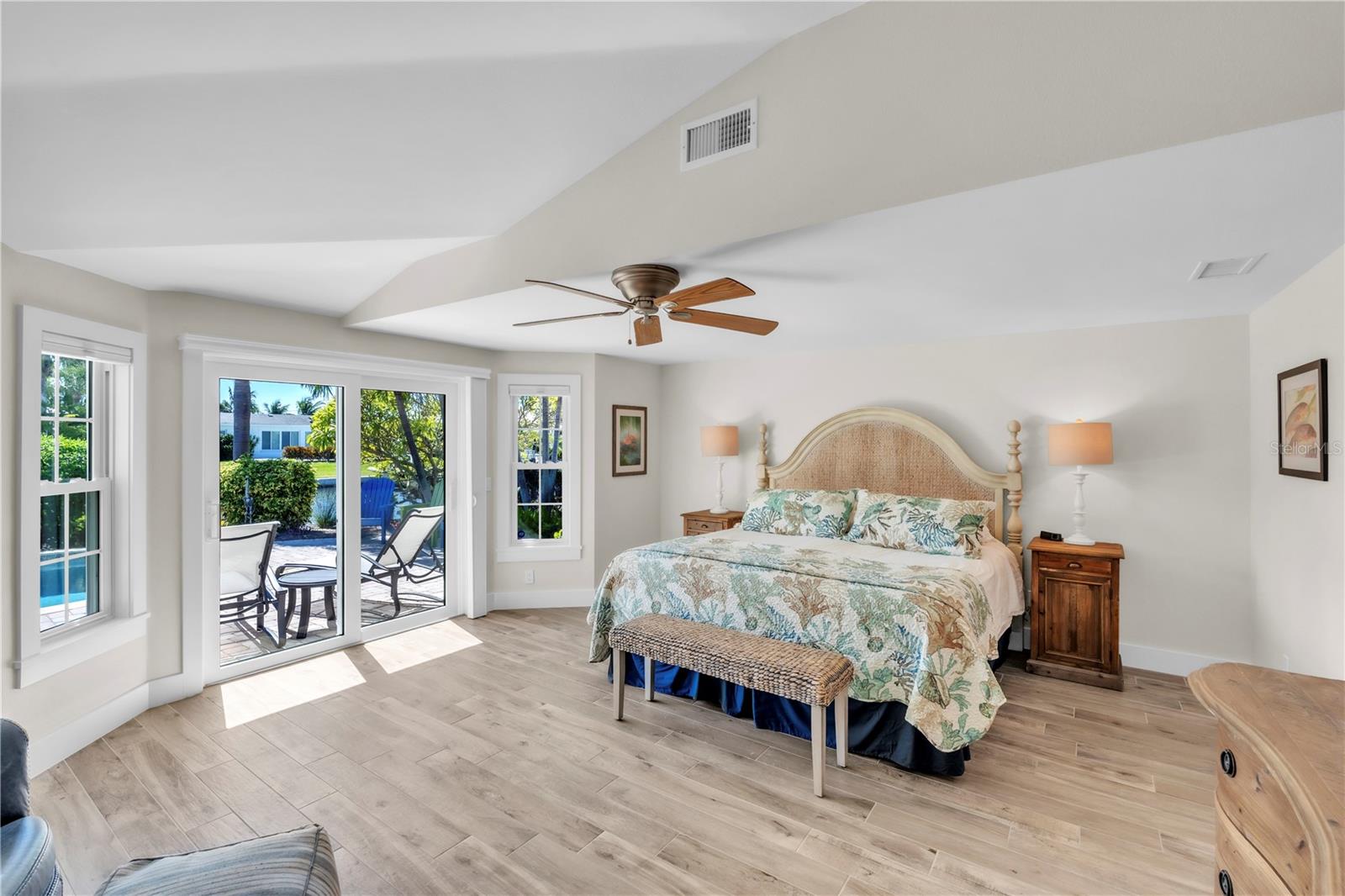 BAY PALMS ADD - Residential