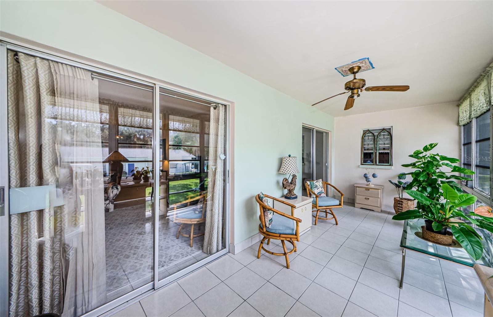 DOUGLAS ARMS - Residential