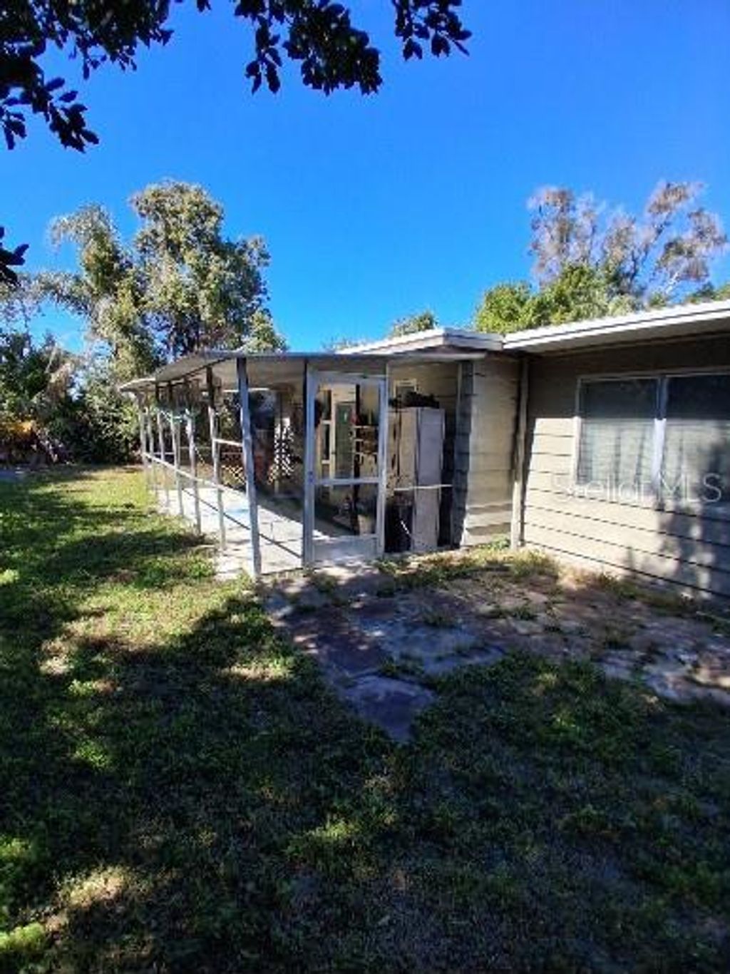 Photo of 2204 Shawnee Street, Sarasota, FL 34231 (MLS # A4681121)