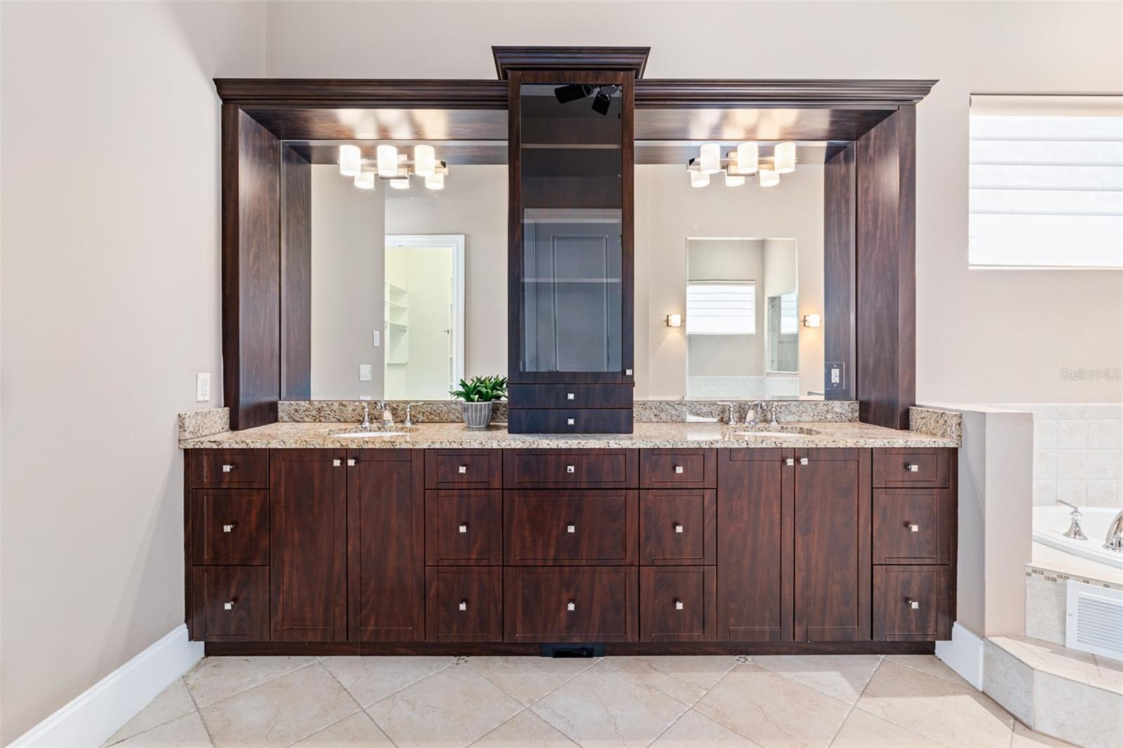 OCEAN HAMMOCK - Residential