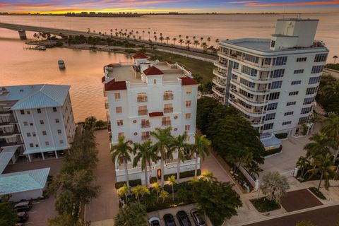 A home in SARASOTA