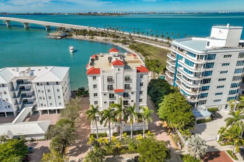 A home in SARASOTA