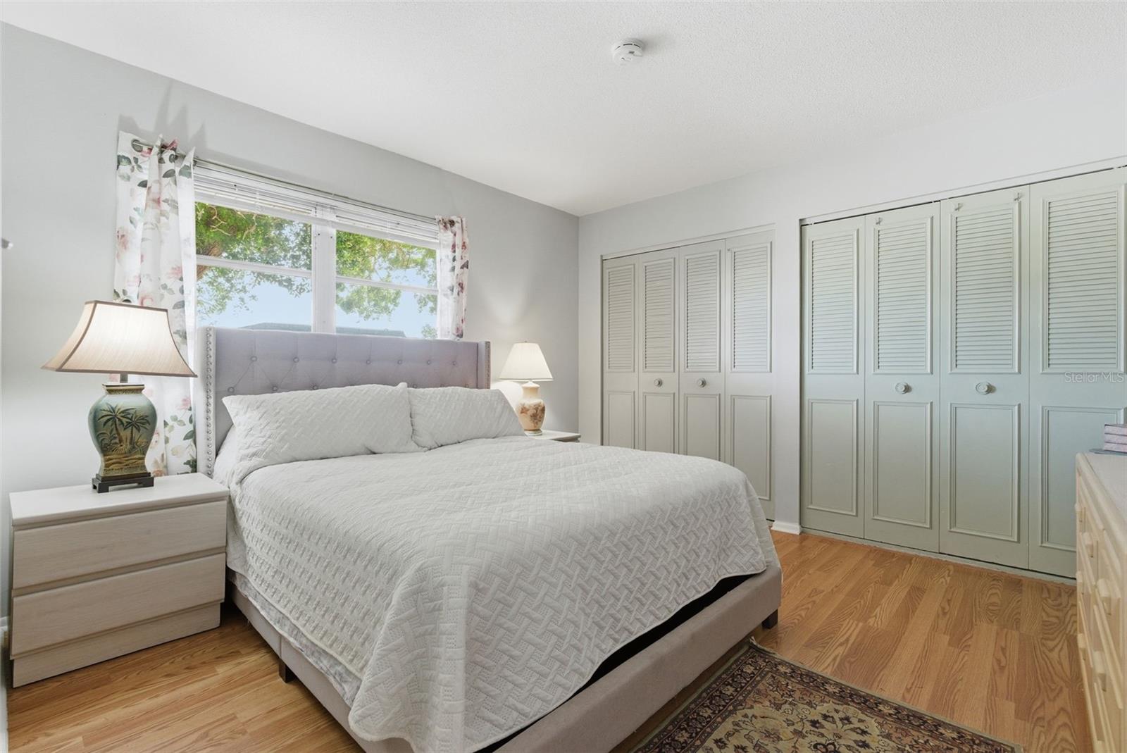 GLEN OAKS RIDGE VILLAS 1 - Residential