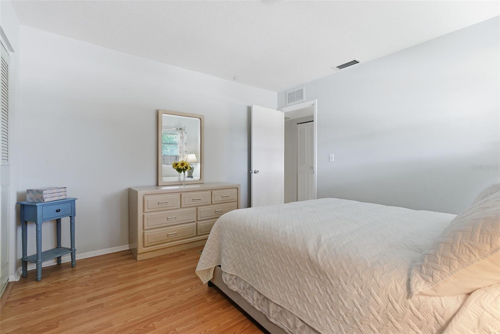 GLEN OAKS RIDGE VILLAS 1 - Residential