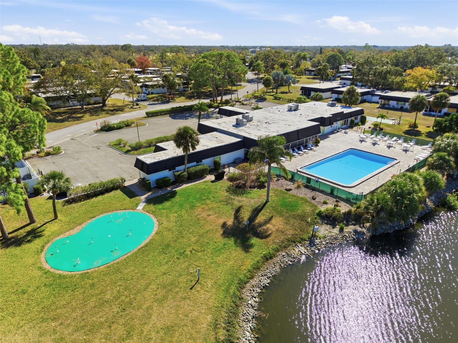 GLEN OAKS RIDGE VILLAS 1 - Residential