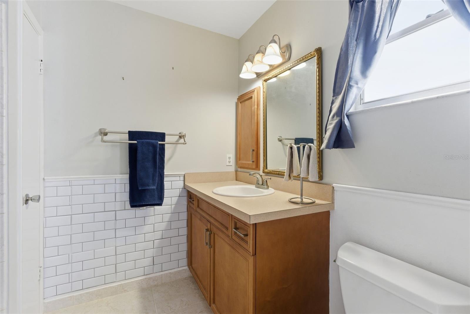 GLEN OAKS RIDGE VILLAS 1 - Residential