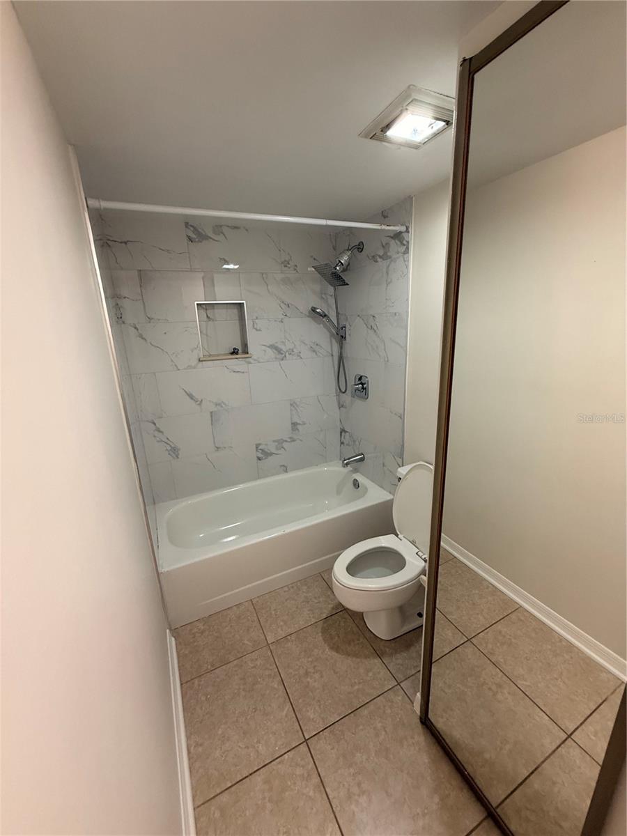 MIDDLEBROOK PINES PH 04 - Residential Lease