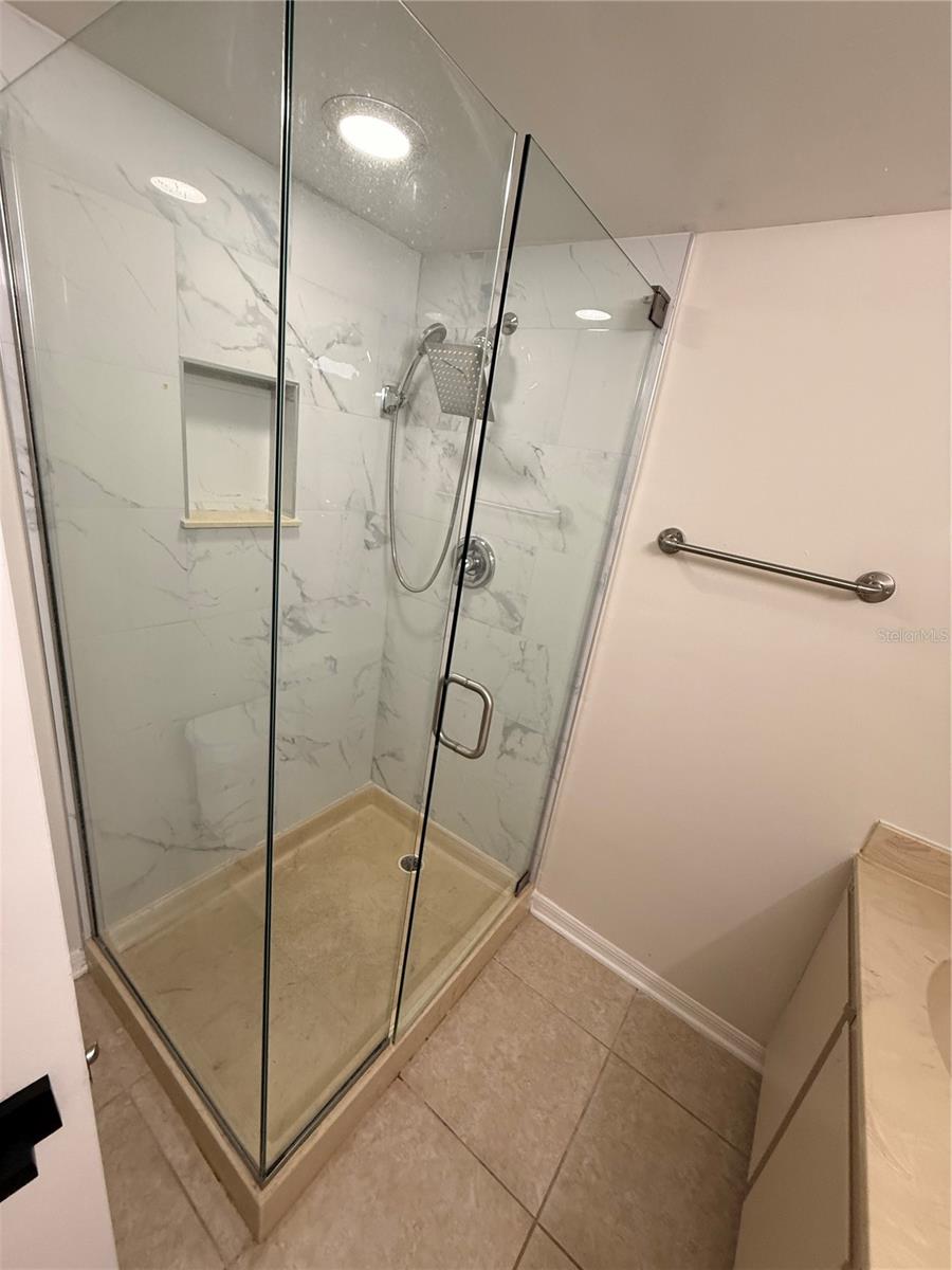 MIDDLEBROOK PINES PH 04 - Residential Lease