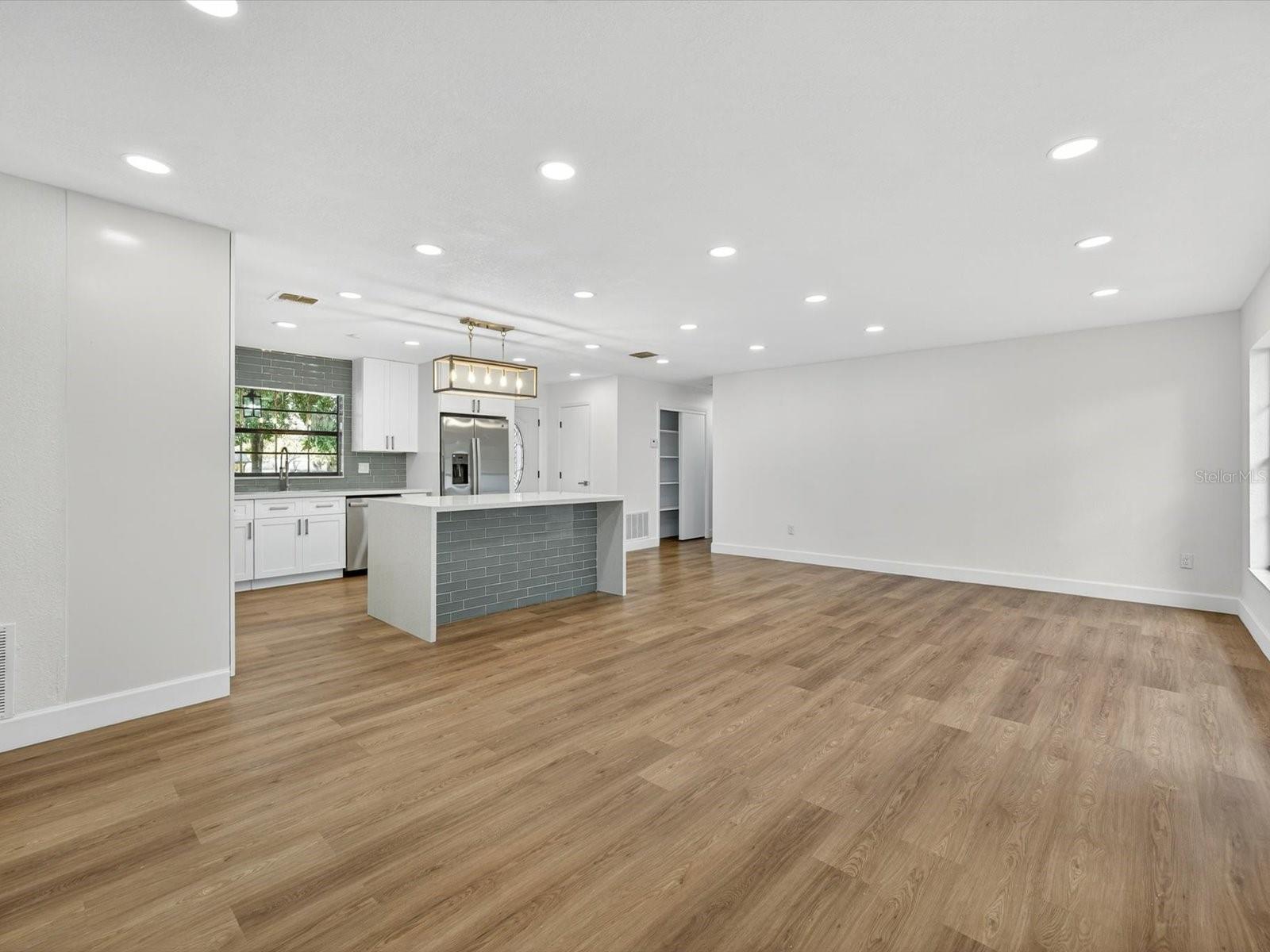 WEKIVA HUNT CLUB 1 FOX HUNT SEC 1 - Residential