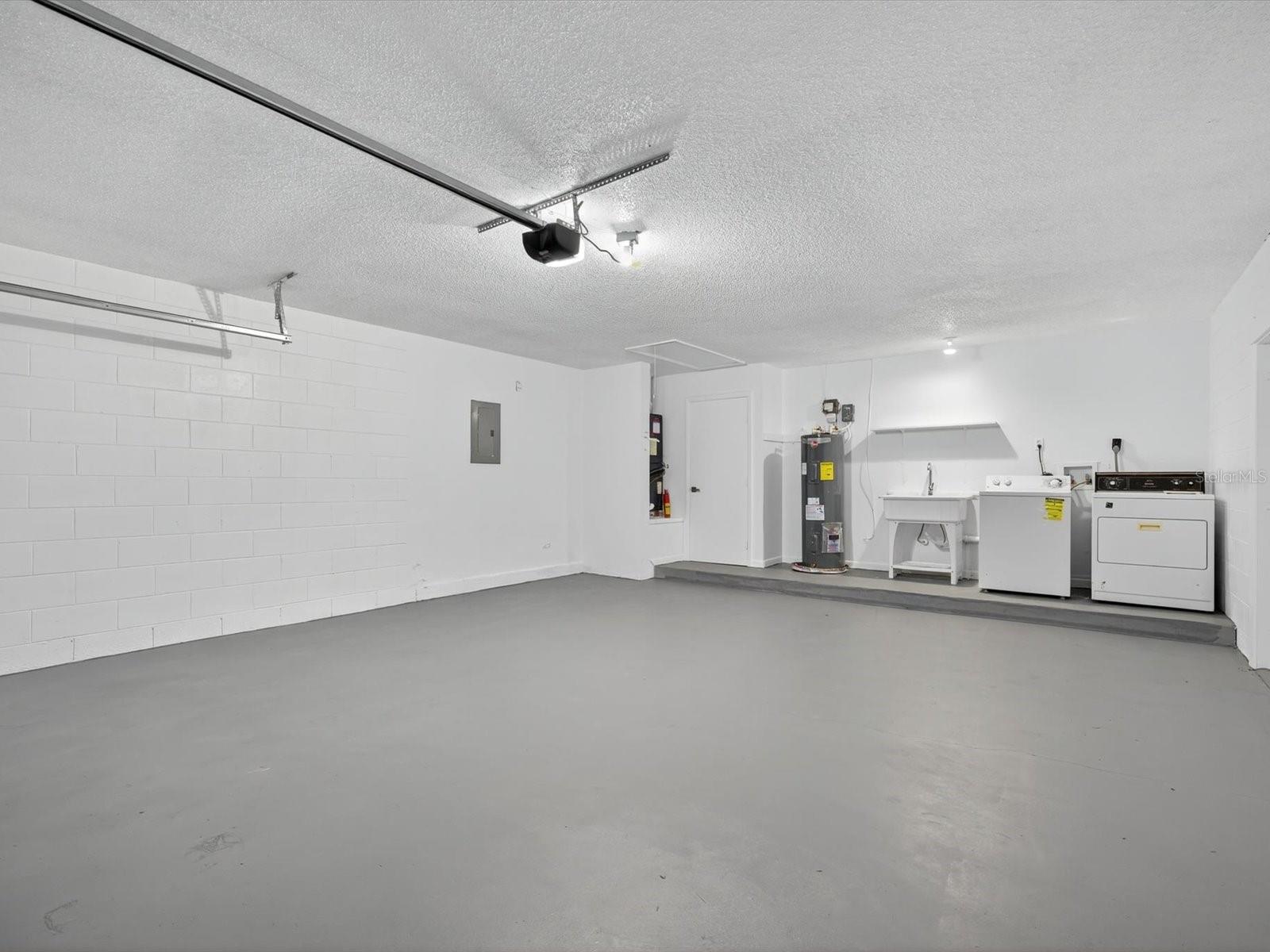 WEKIVA HUNT CLUB 1 FOX HUNT SEC 1 - Residential