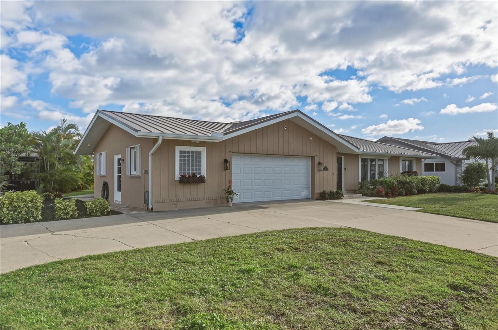 PUNTA GORDA ISLES SEC 07 - Residential