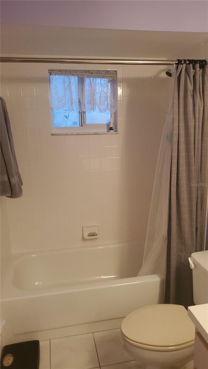 SPRUCE CRK SOUTH IXA - Residential Lease