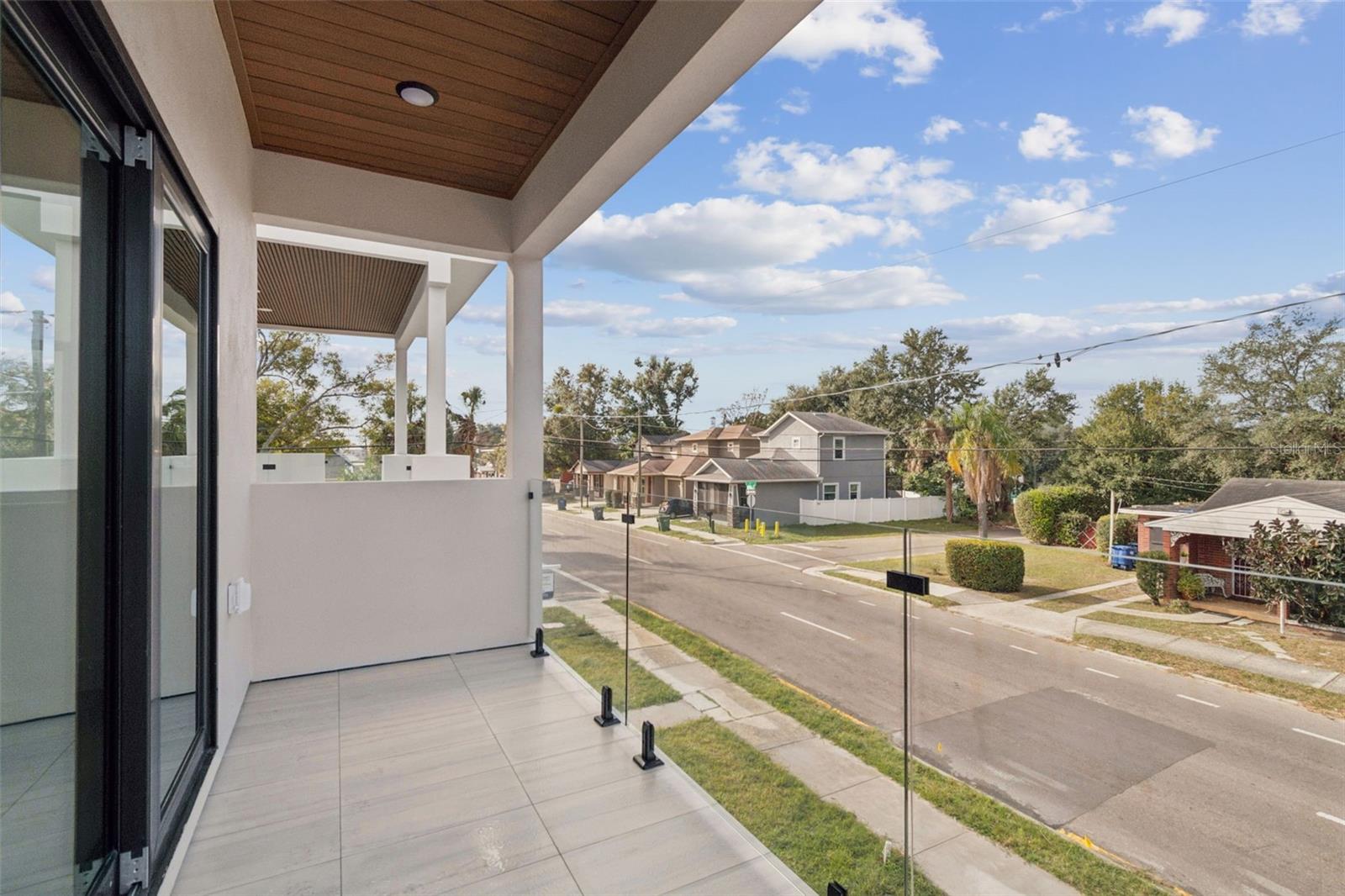 BANZA BANZA - Residential