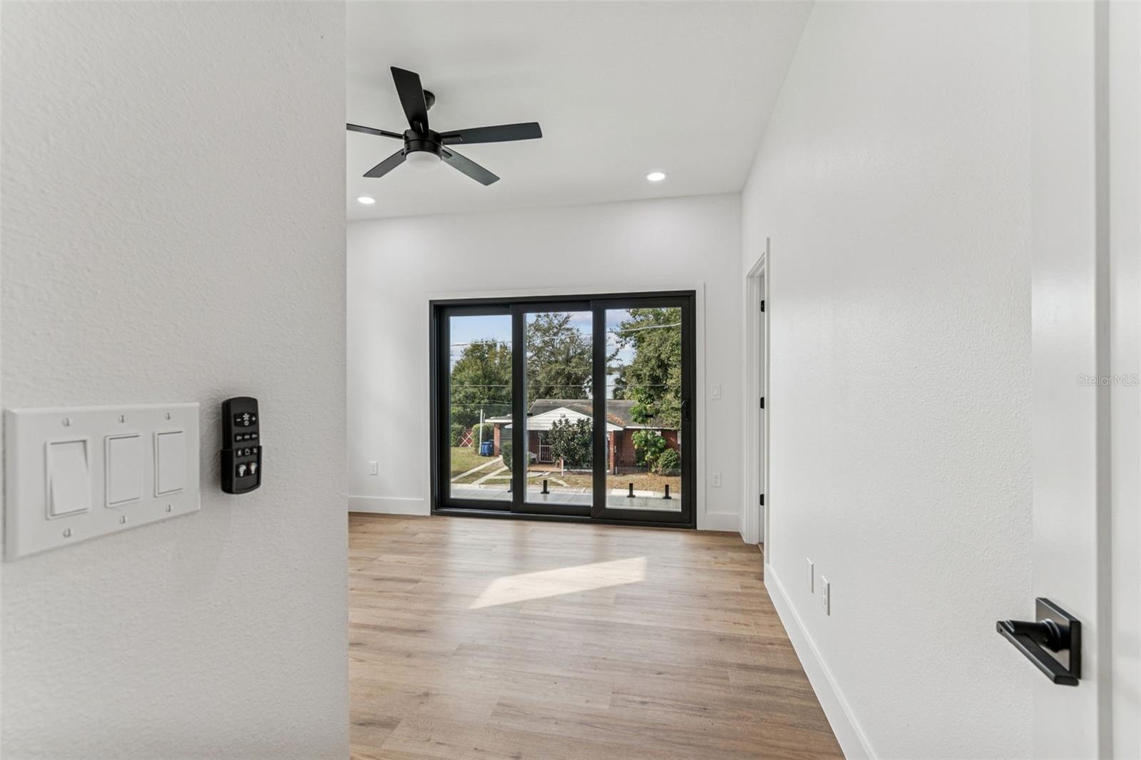 BANZA BANZA - Residential