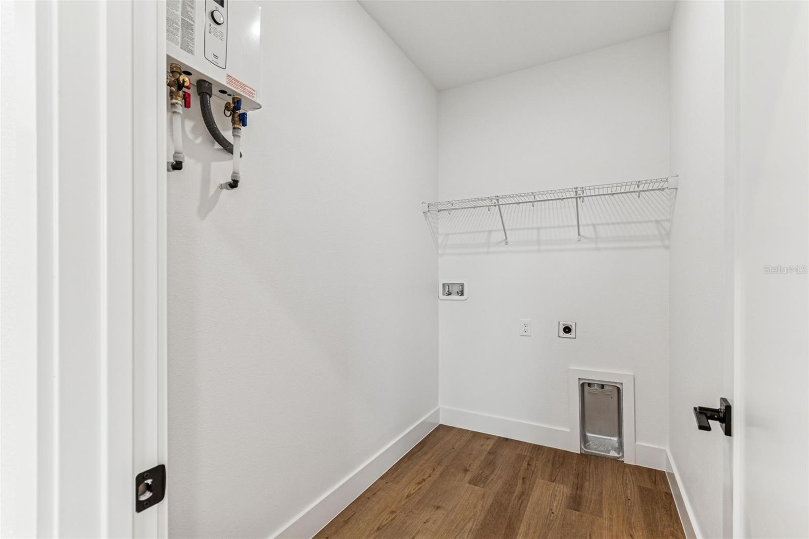 BANZA BANZA - Residential