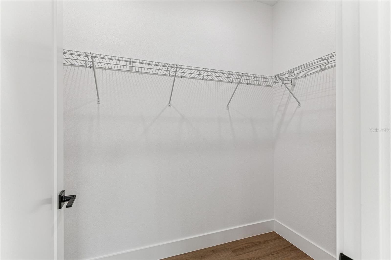 BANZA BANZA - Residential