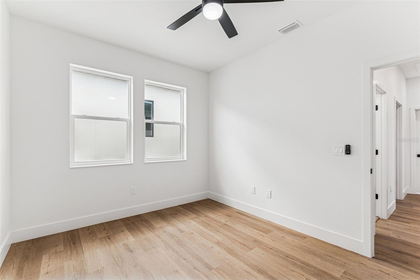 BANZA BANZA - Residential