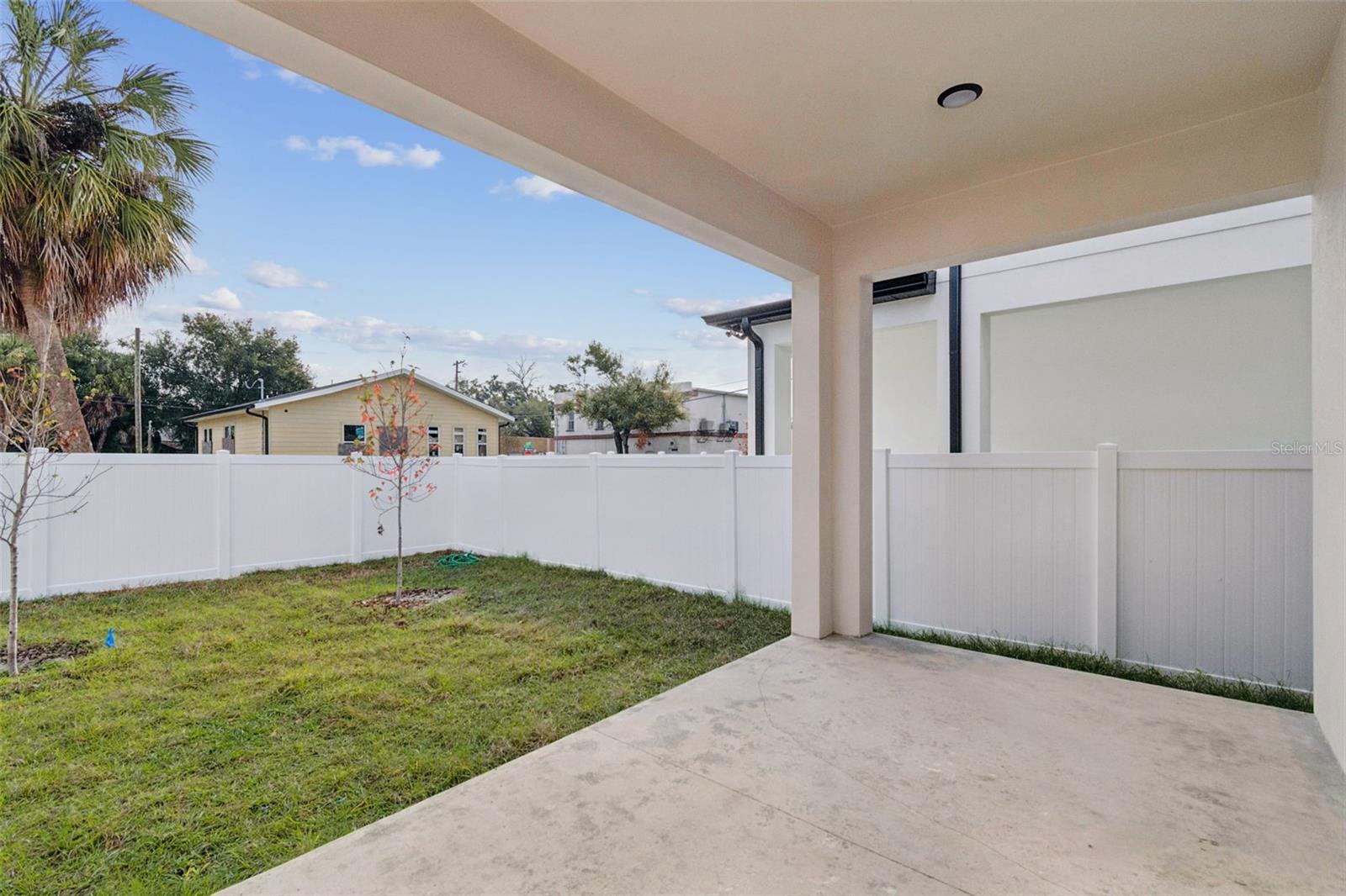 BANZA BANZA - Residential