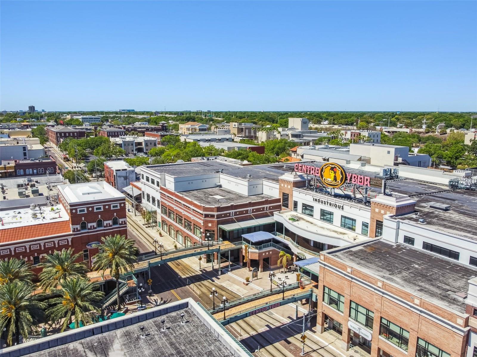 BANZA BANZA - Residential