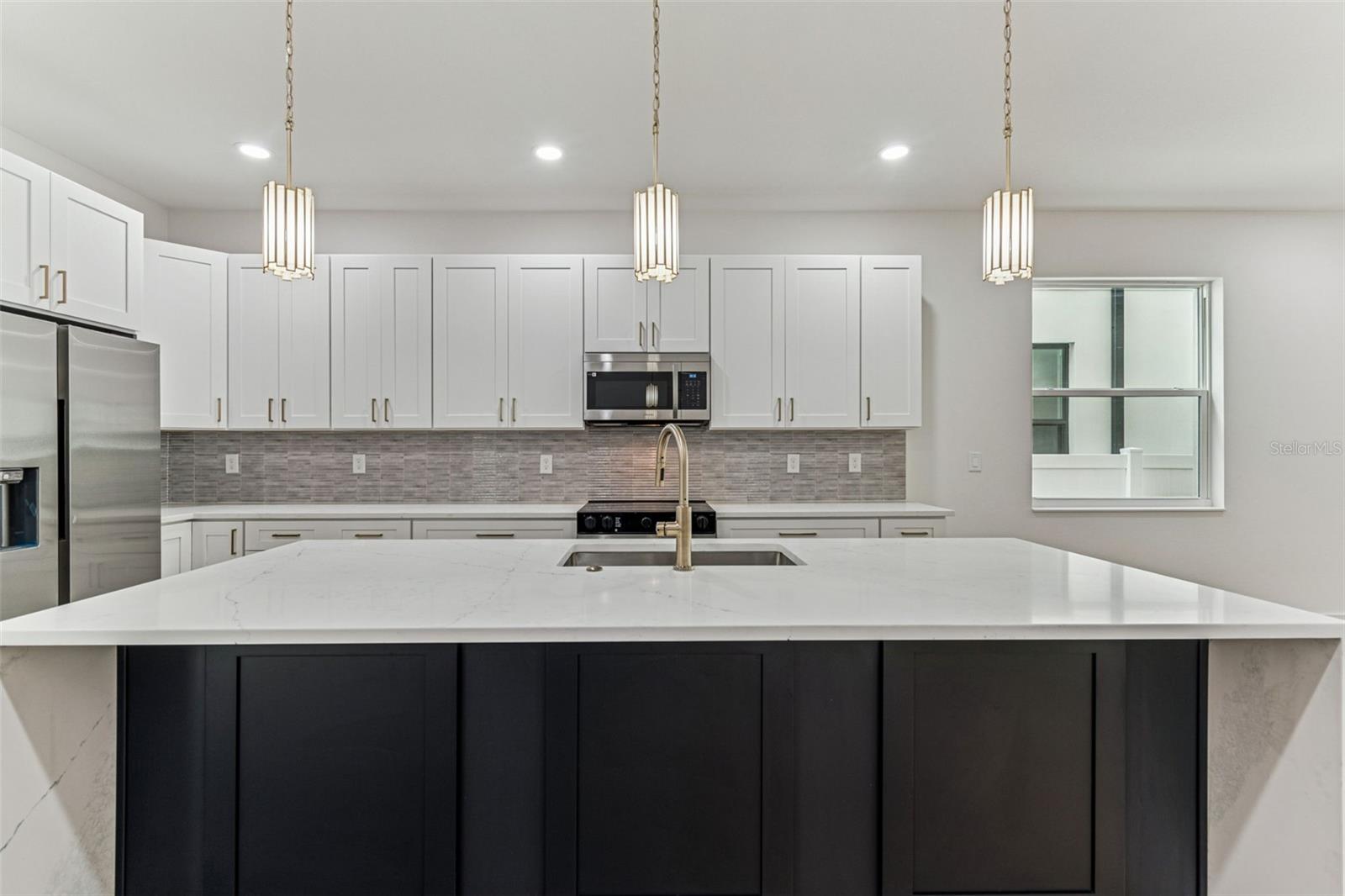 BANZA BANZA - Residential