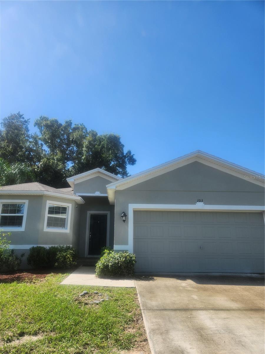 THIS IS THE ONE YOU HAVE BEEN WAITING FOR! BETTER THAN NEW!! 3 BED 2BATH, 2 CAR GARAGE with privacy fenced backyard for your kiddos or pets all in an established neighborhood with NO HOA! Built in 2019 and been lovingly cared for, this home is move-in ready. Stainless steel appliances and even the washer and dryer come with this gem. Close to shopping, churches, downtown and less than 5 minutes to Legoland, too! Make your appointment today to view this TERRIFIC home and make it your own!