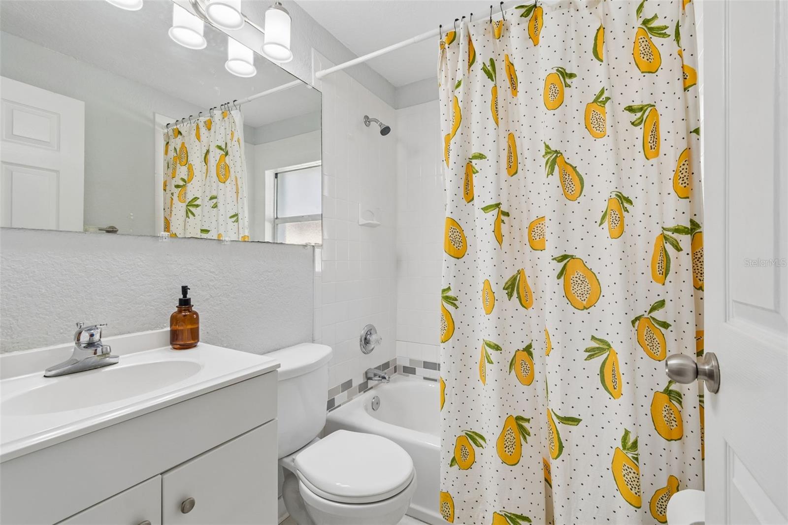 WELLSWOOD ESTATES UNIT 2 - Residential