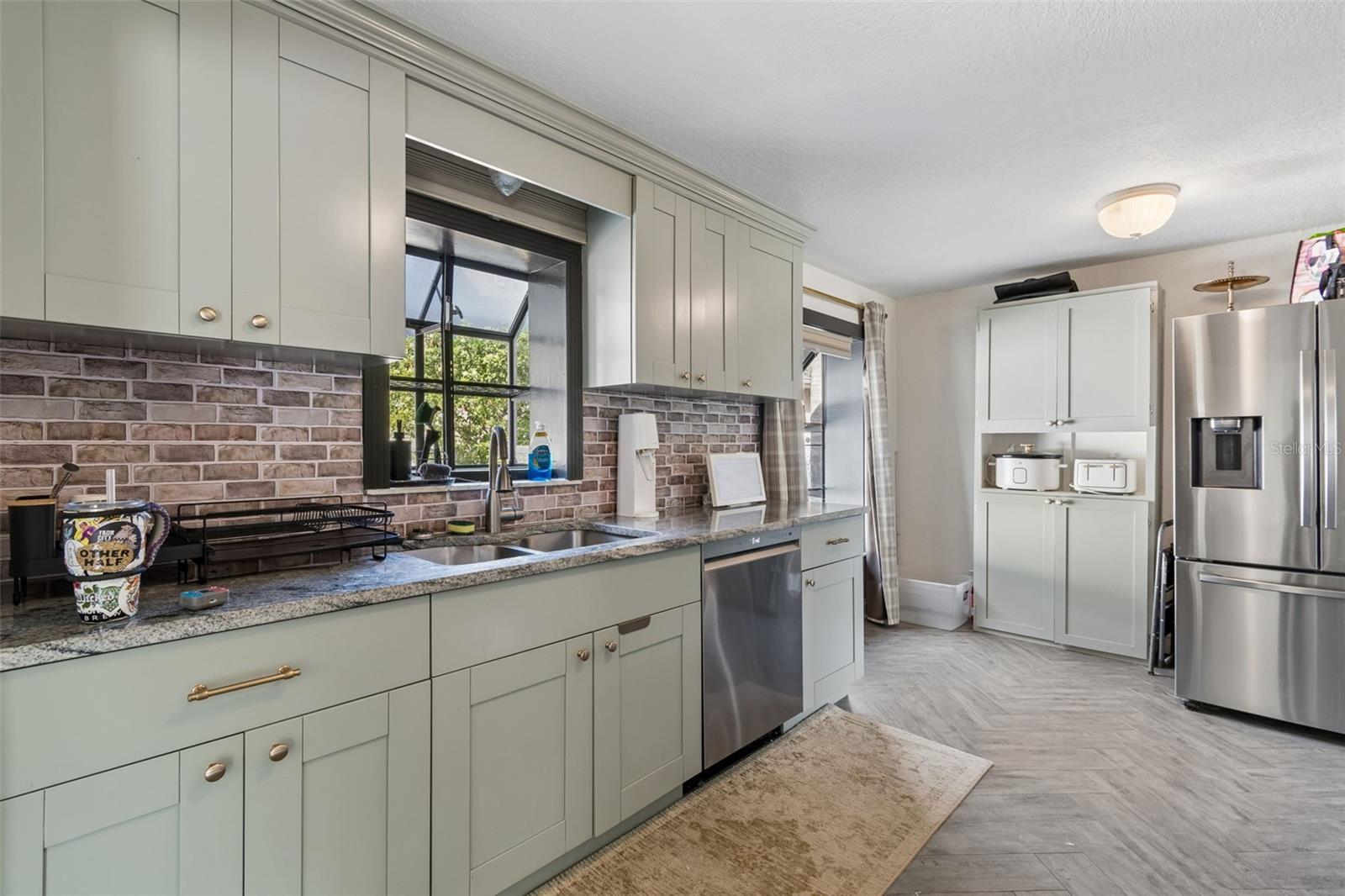 WELLSWOOD ESTATES UNIT 2 - Residential