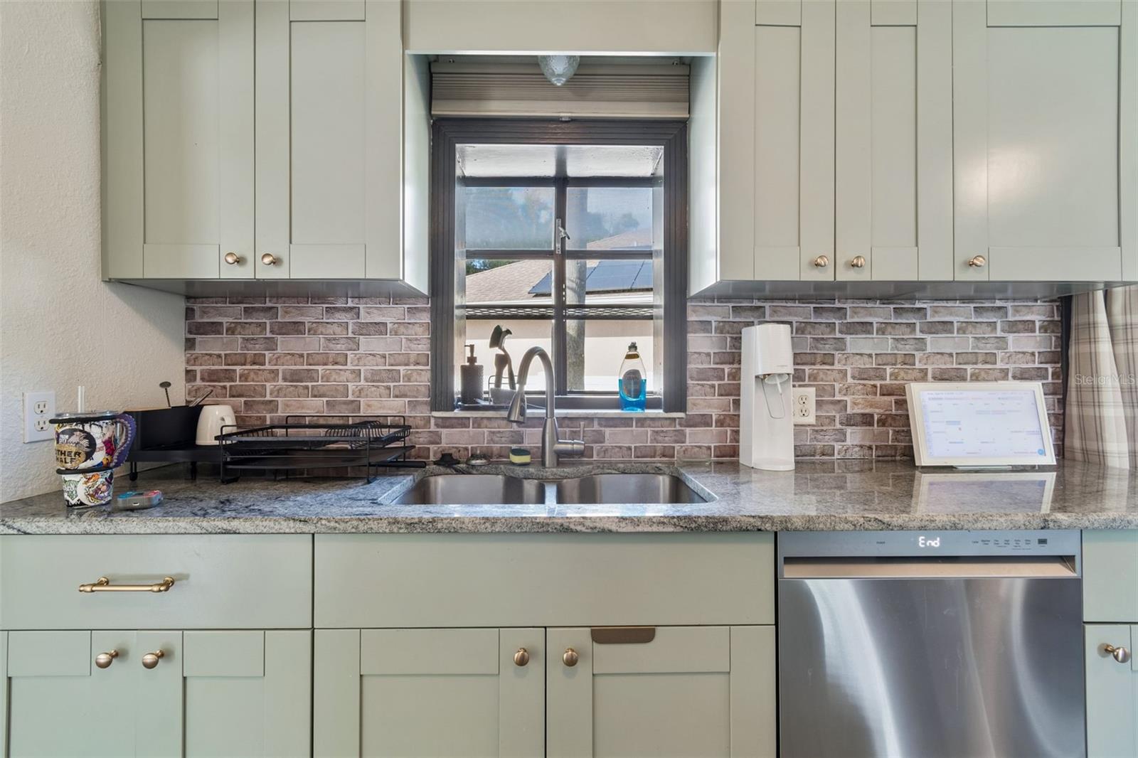 WELLSWOOD ESTATES UNIT 2 - Residential