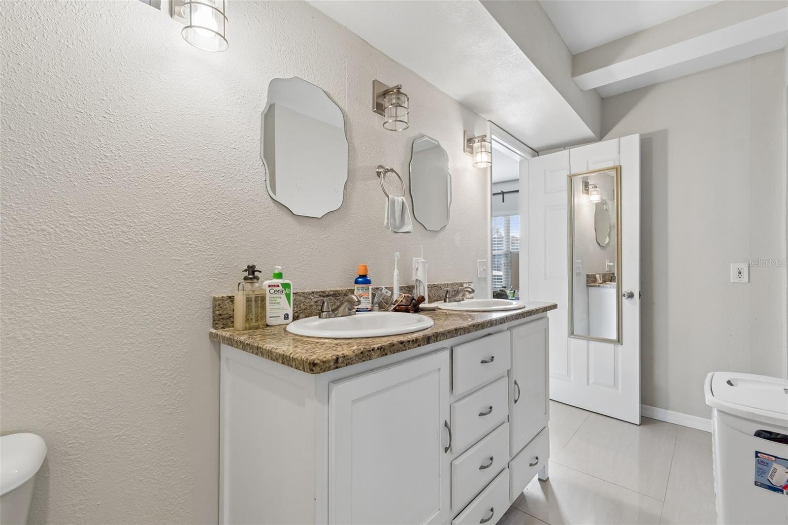 WELLSWOOD ESTATES UNIT 2 - Residential