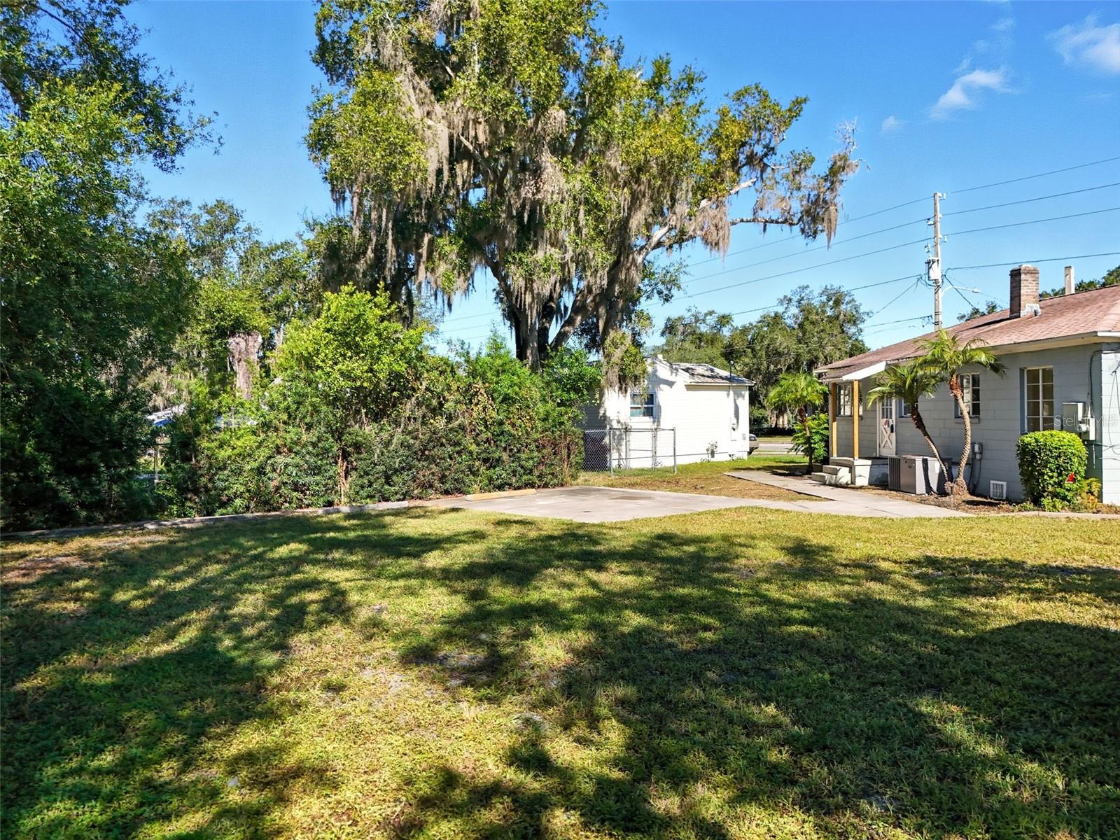 EUSTIS ORANGE AVE SUB - Residential