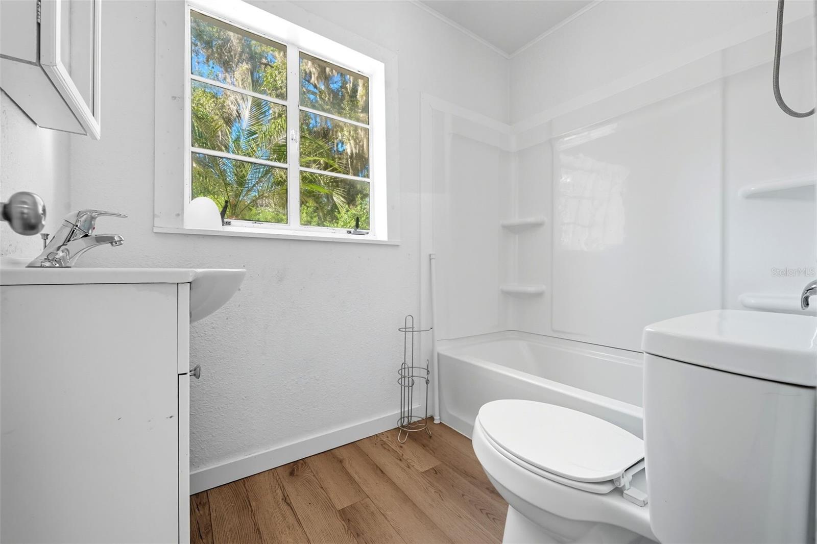 EUSTIS ORANGE AVE SUB - Residential