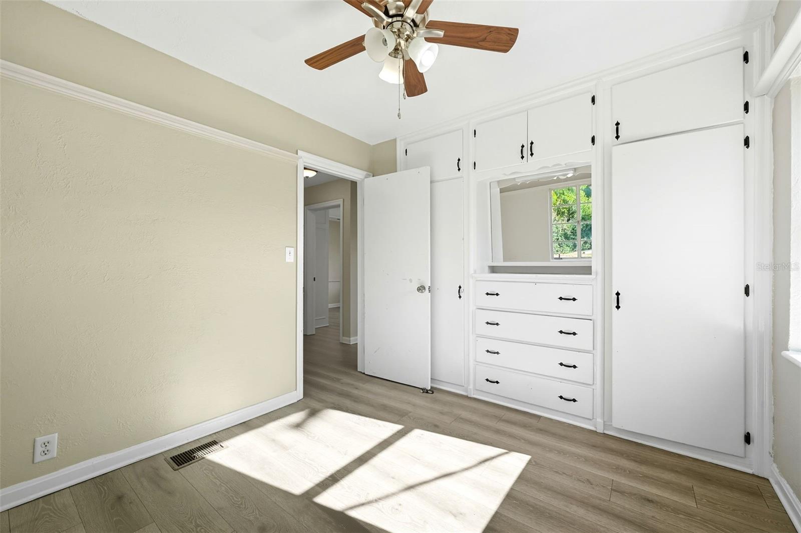 EUSTIS ORANGE AVE SUB - Residential