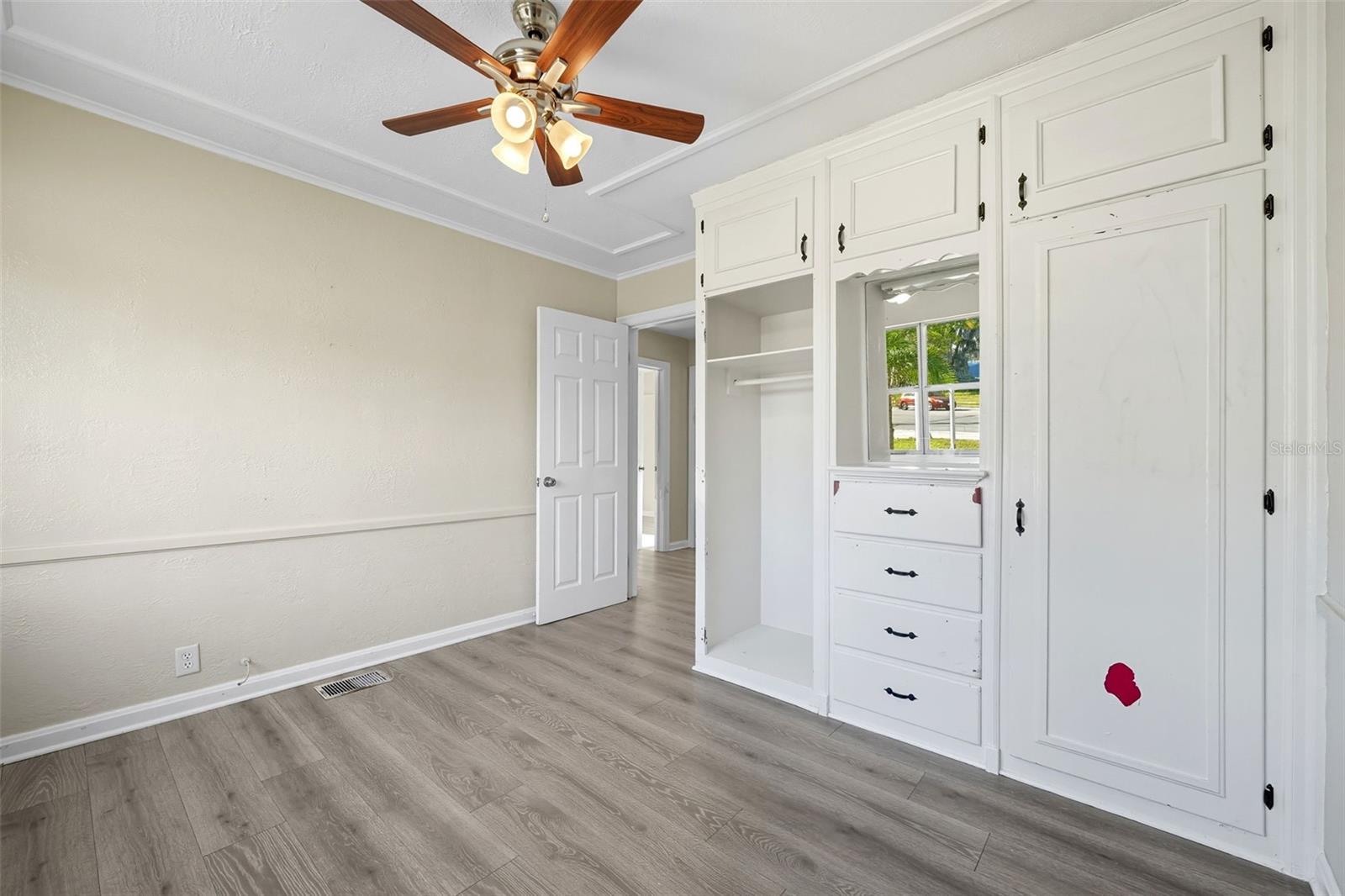 EUSTIS ORANGE AVE SUB - Residential