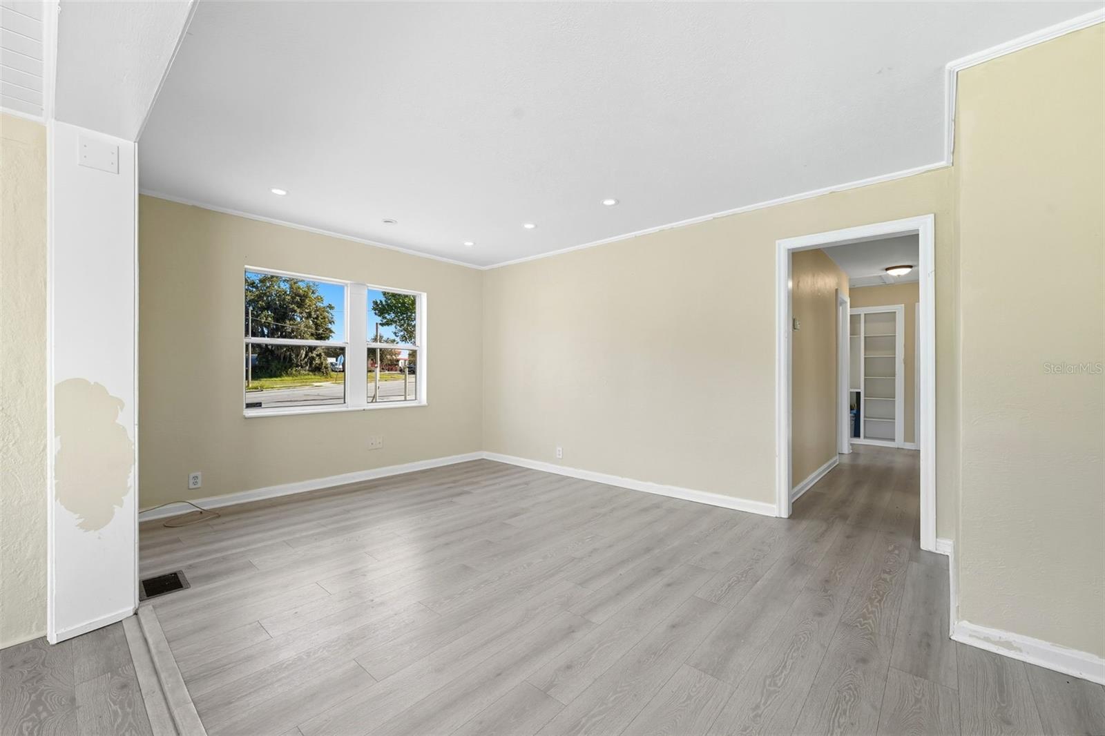 EUSTIS ORANGE AVE SUB - Residential