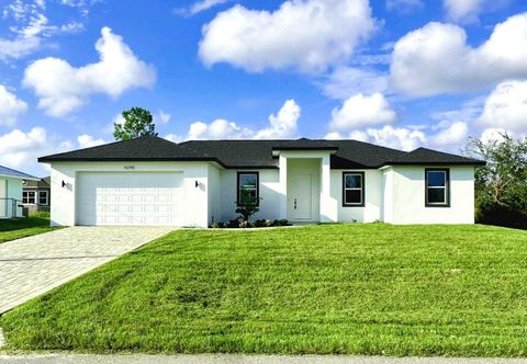 Photo of 15795 Stuart Circle, Port Charlotte, FL 33981 (MLS # S5136514) Photo of 15795 Stuart Circle, Port Charlotte, FL 33981 (MLS # S5136514)