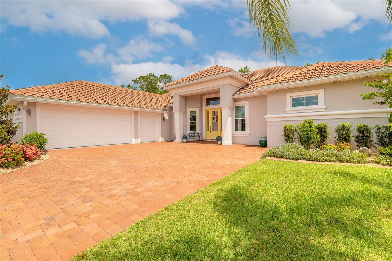 2816 E VENETIAN LAKE CIRCLE