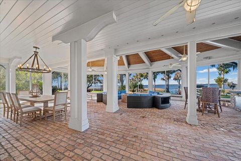 Tiny photo for 1200 Peninsula Drive, Tavares, FL 32778 (MLS # G5110404)