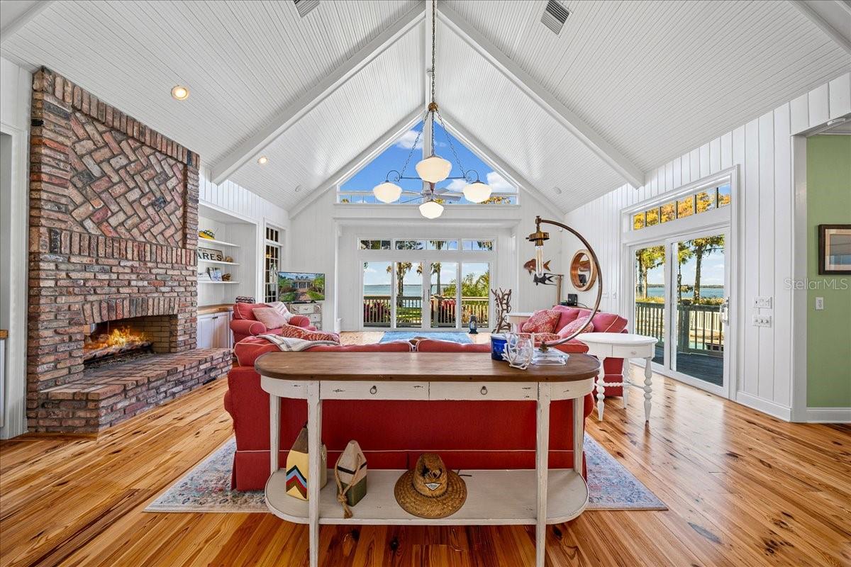 TAVARES PENINSULA TRACTS A-G REP - Residential