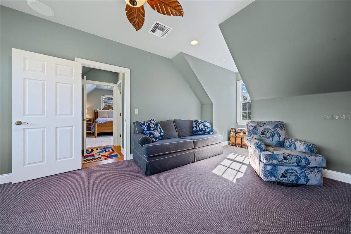 TAVARES PENINSULA TRACTS A-G REP - Residential