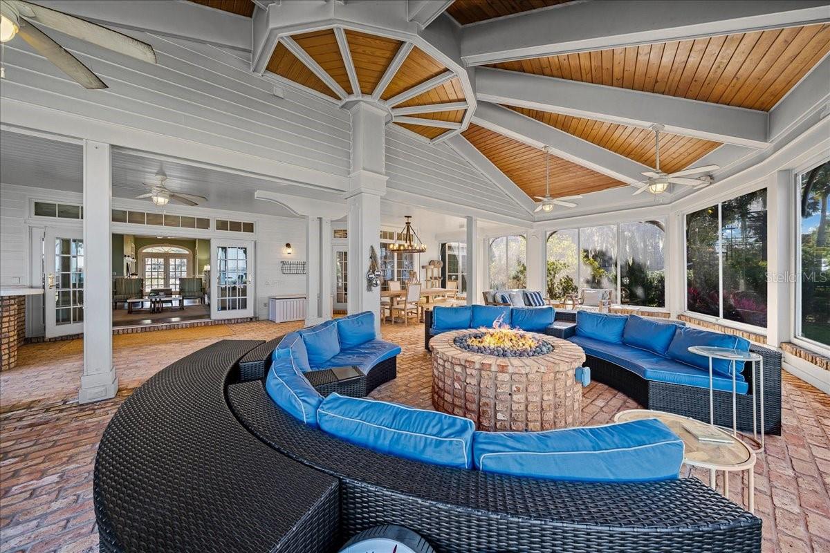 TAVARES PENINSULA TRACTS A-G REP - Residential