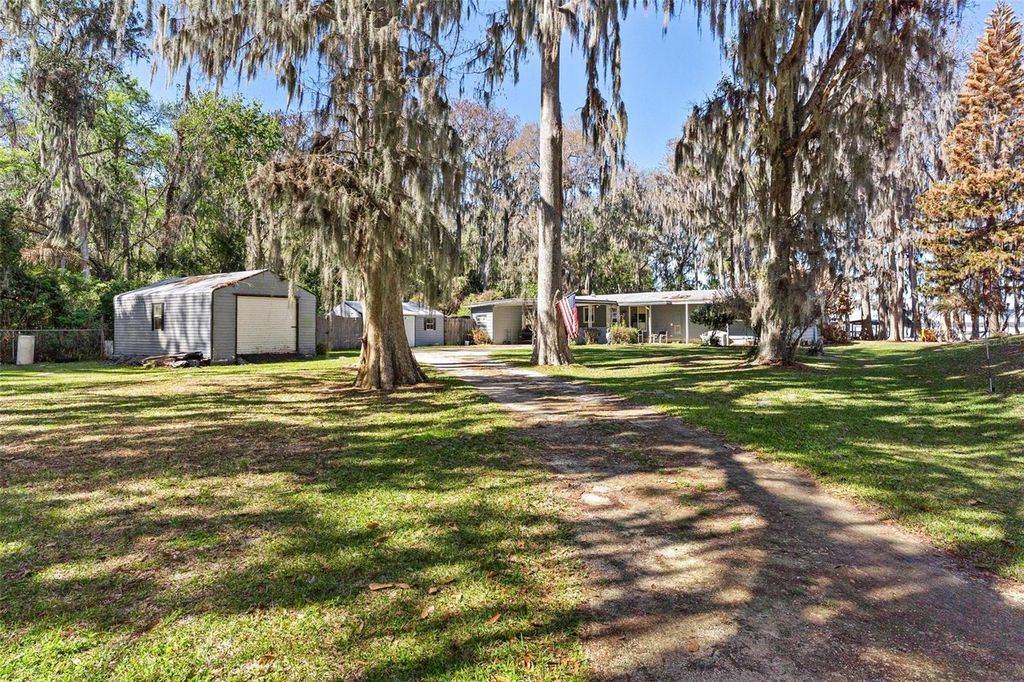 Photo of 28315 Private Road, Okahumpka, FL 34762 (MLS # G5109343)