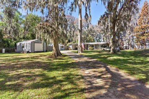 28315 PRIVATE ROAD OKAHUMPKA FL 34762
