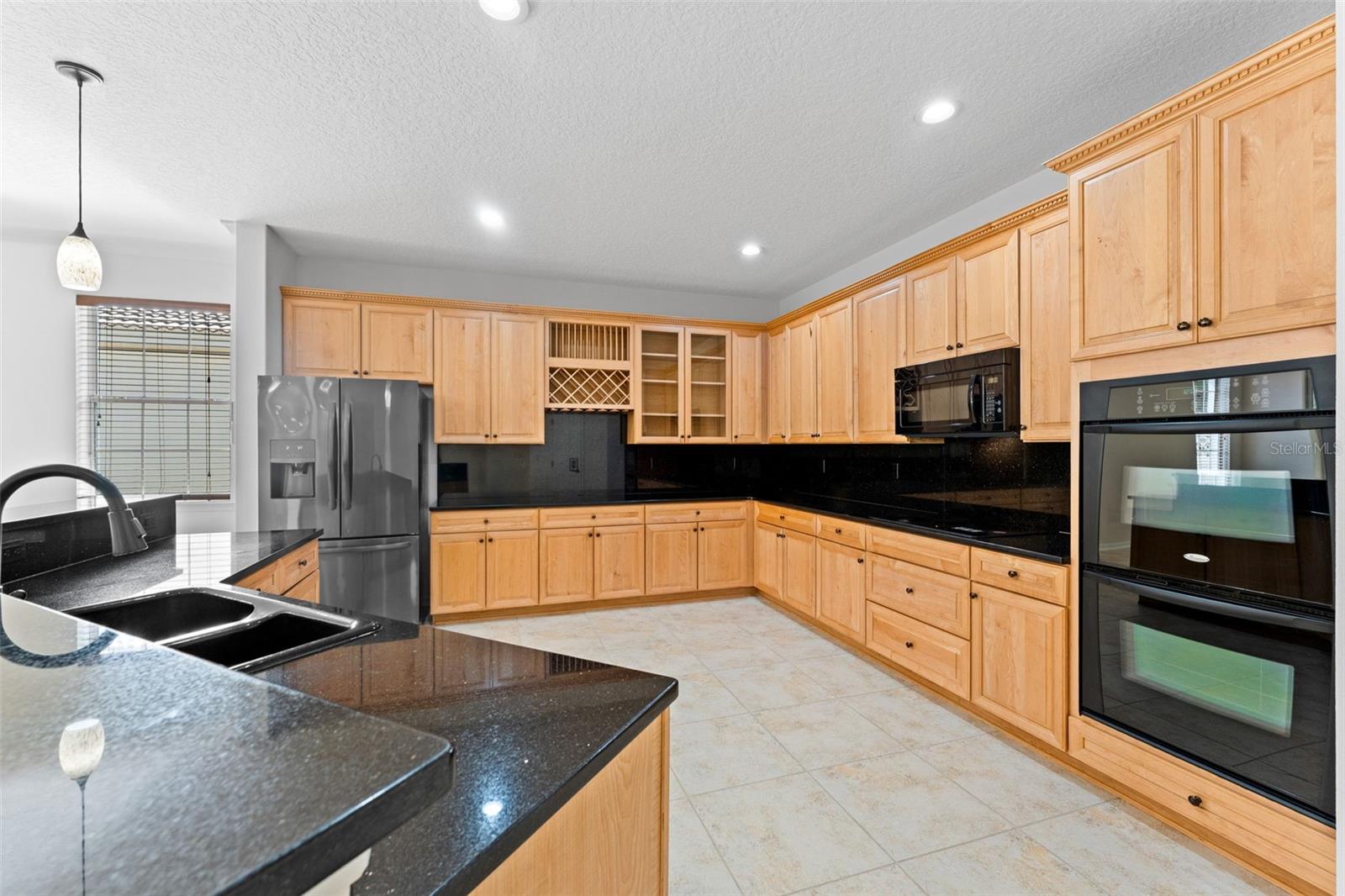 VENETIAN BAY PH 1B UT 1 - Residential