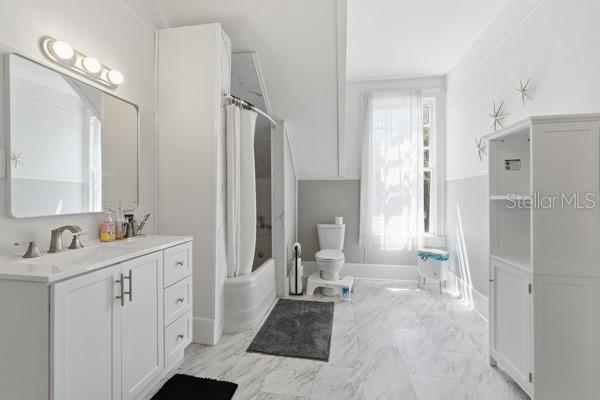 FRUITLAND PARK - Residential