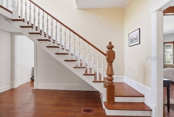 FRUITLAND PARK - Residential