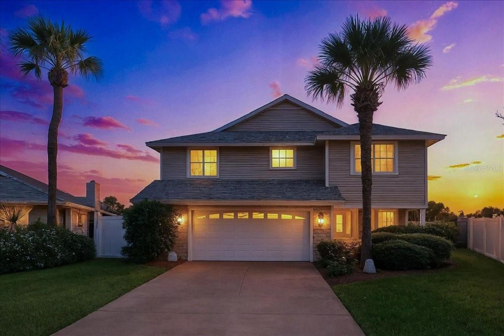 Photo of 5 Nantucket Drive, Palm Coast, FL 32137 (MLS # FC313069)