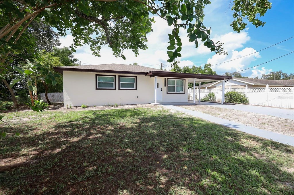 Photo of 431 Hampton Avenue, Lakeland, FL 33801 (MLS # TB8548118)