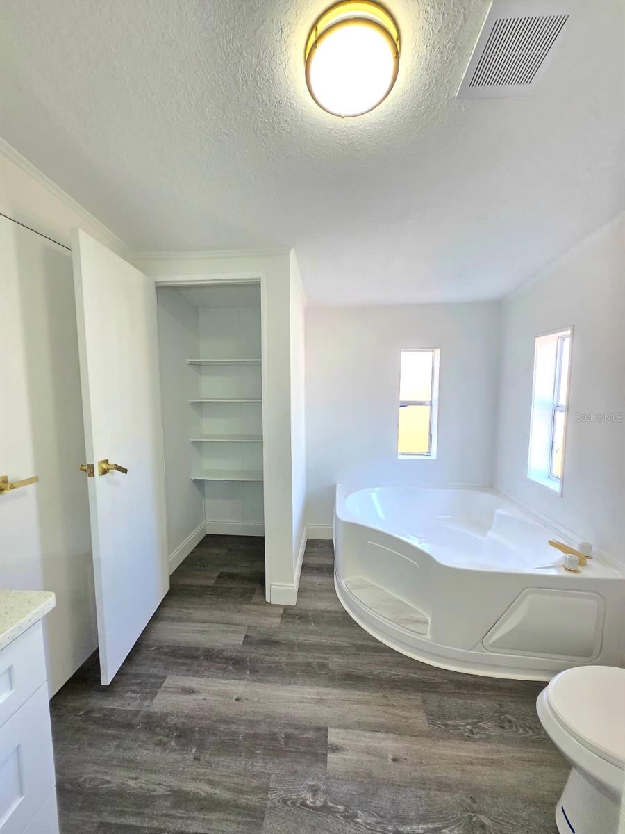 ROLLINGLEN PH 03 - Residential