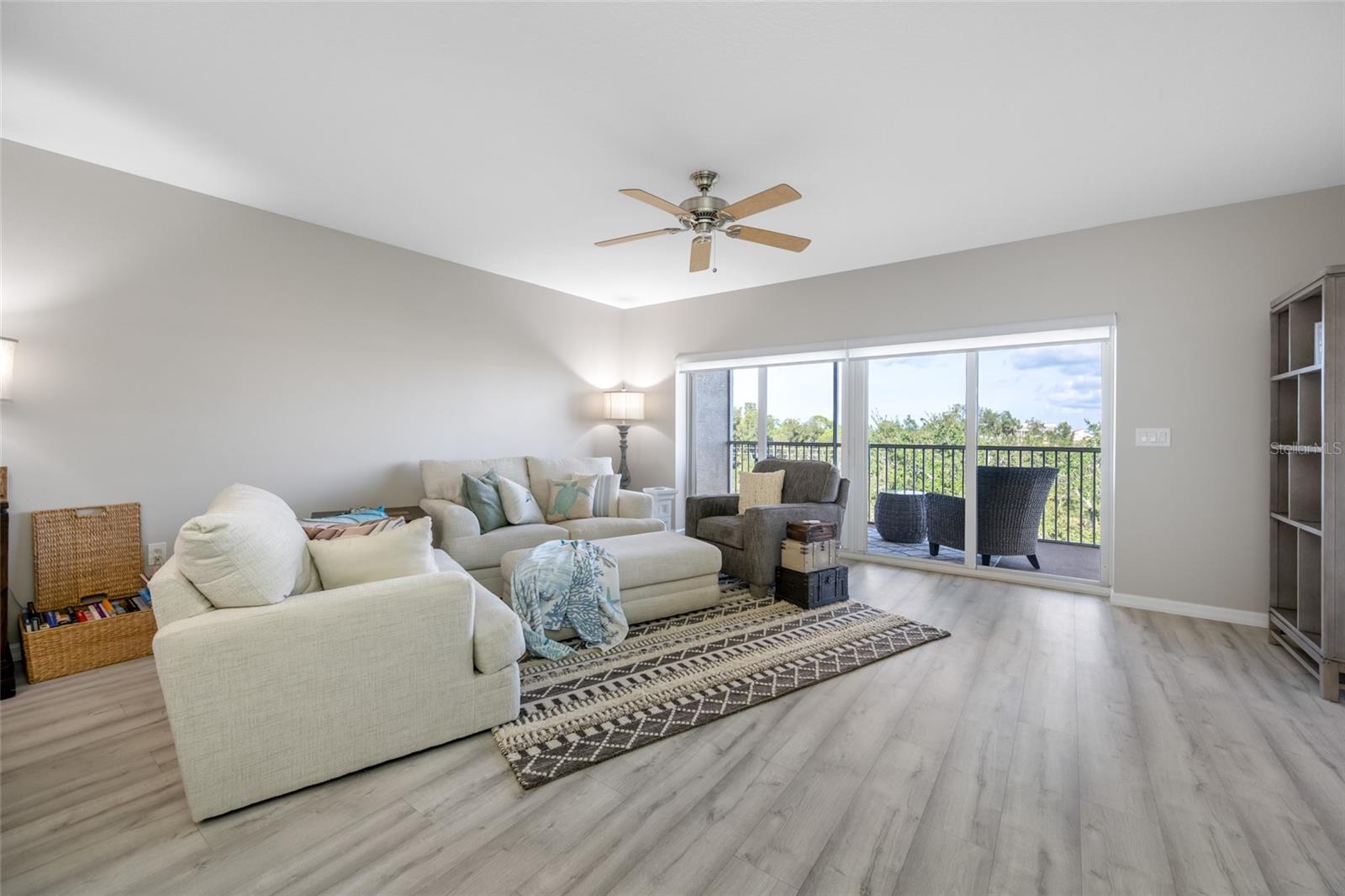 GOLF LAKE CONDO V AT EAST BAY - Residential